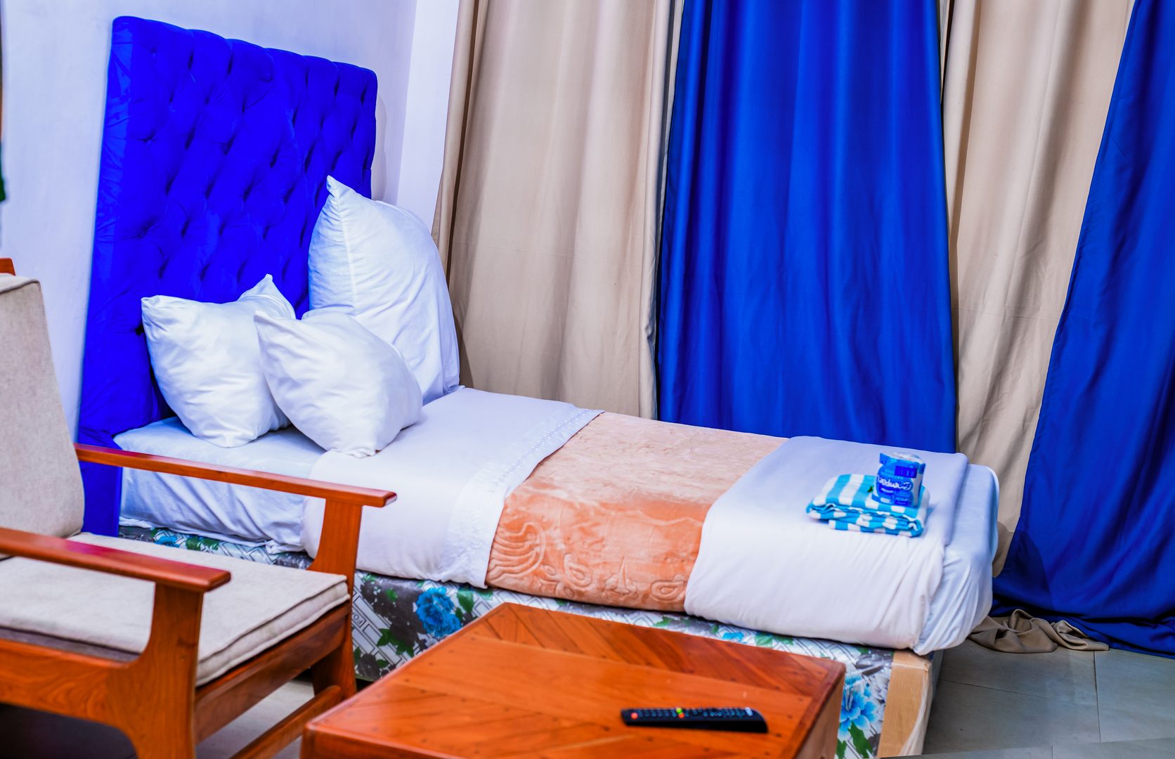 Standard 2 Room